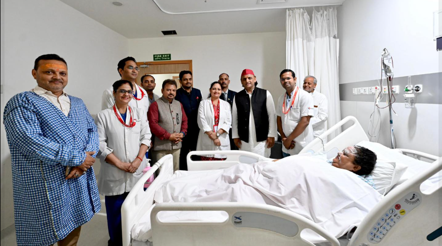 वरिष्ठ नागरिक से संवाद
